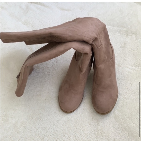 Madden Girl Klash Tan Knee Heeled Boots Size 7 - Picture 5 of 9